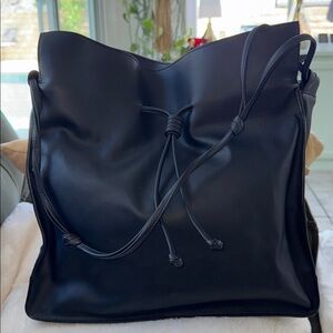 VON HOLZHAUSEN LARGE SHOPPER IN GREAT CONDITION!